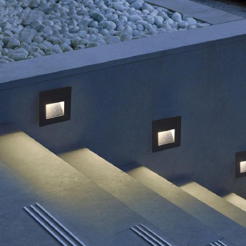 Outdoor Lighting Up And Down - Luce LED da Incasso per Gradini