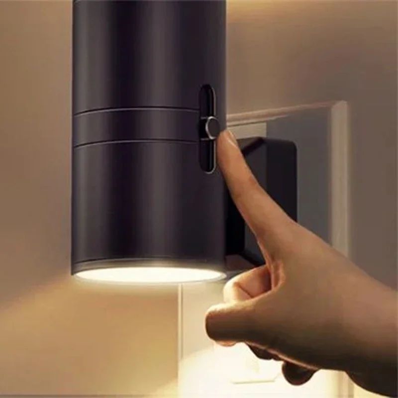 Luce notturna a LED Plug in Se - Dusk To Dawn Bulb recensione e prezzo